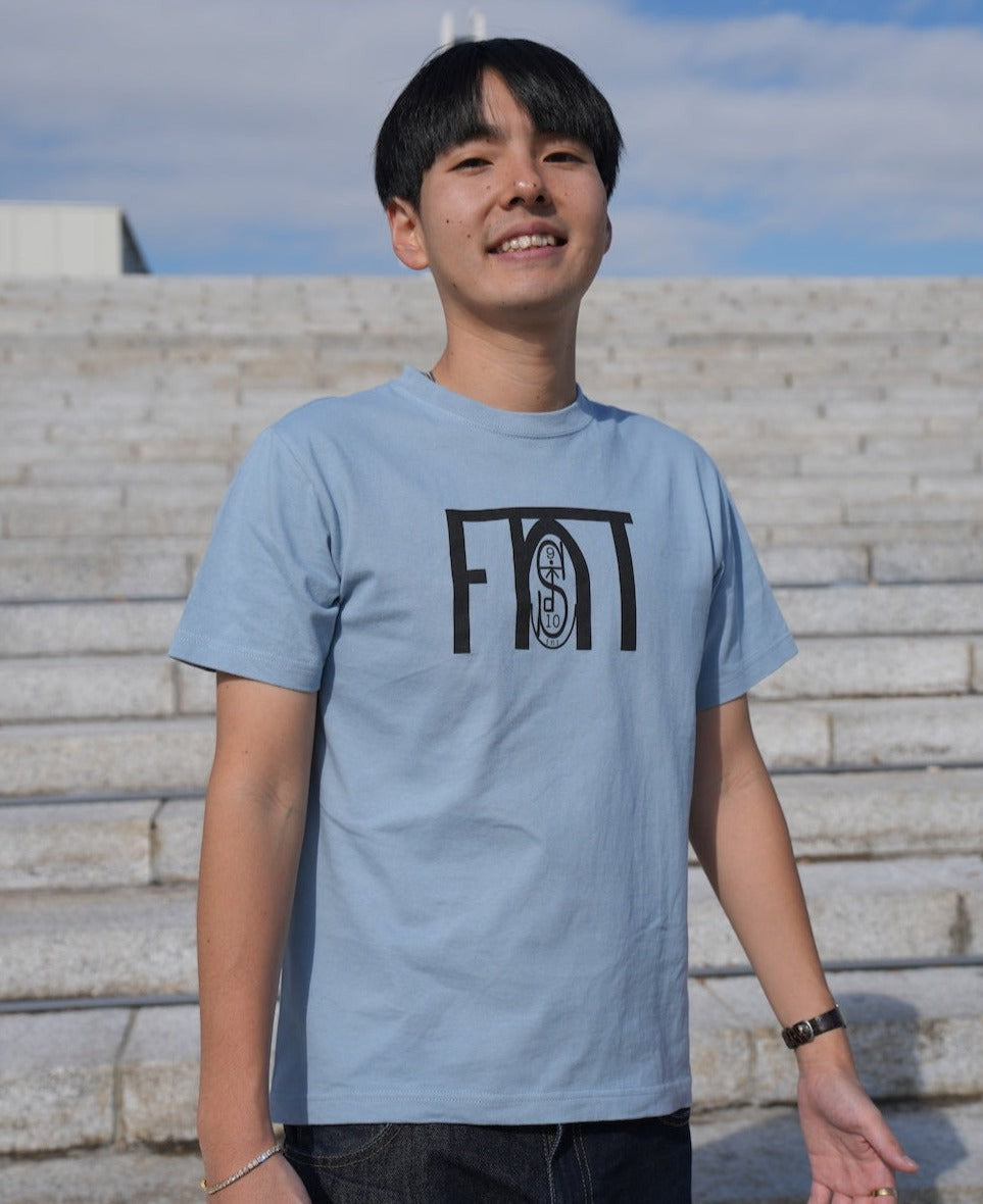 FNT 半袖Tシャツ アシッドブルー